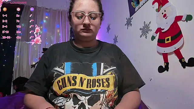 Snapshot of AnnieBigBoobs chatting on 12.11.24 AnnieBigBoobs online show from 12.11.24