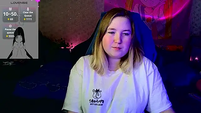 Snapshot of ChimberWol chatting on 12.19.24 ChimberWol online show from 12.19.24