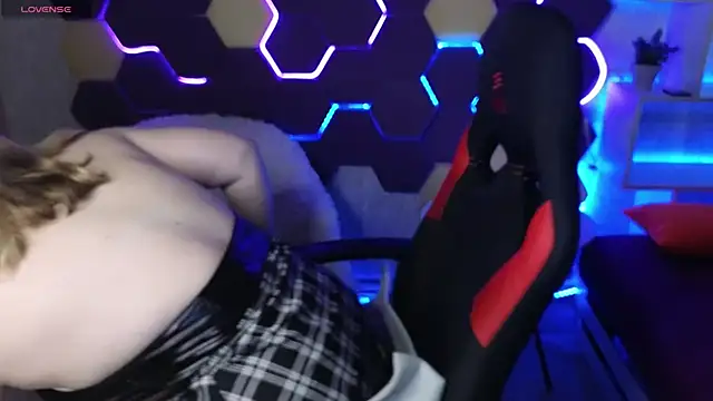 Snapshot of ChimberWol chatting on 01.26.25 ChimberWol online show from 01.26.25