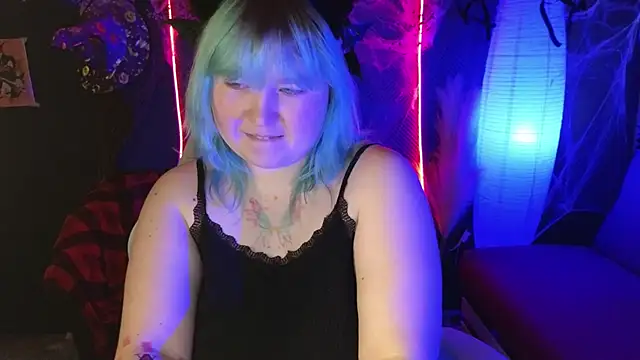 Snapshot of ChimberWol chatting on 10.30.25 ChimberWol online show from 10.30.25