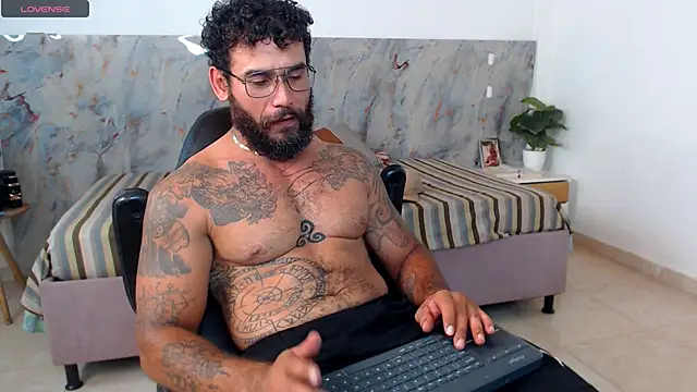 hanz col online show from 04.10.26