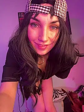 Sofia Poly online show from 02.26.26