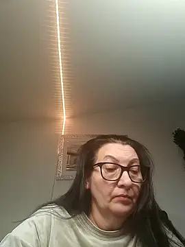 Genoveva73sexy online show from 12.18.24