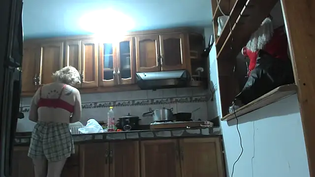 Snapshot of Jade_squirtt chatting on 11.27.25 Jade squirtt online show from 11.27.25