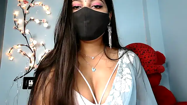 Reena Singh53 online show from 09.18.25