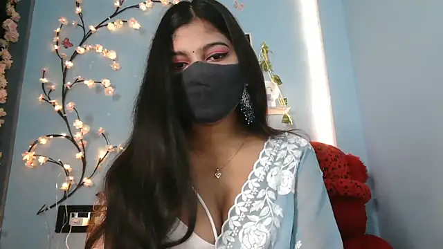 Reena Singh53 online show from 10.28.25