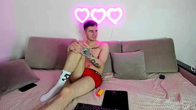 Snapshot of Ian_Connery chatting on 02.22.25 Ian Connery online show from 02.22.25