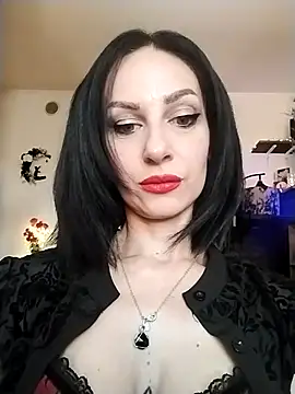 dahlia 82 online show from 07.11.26