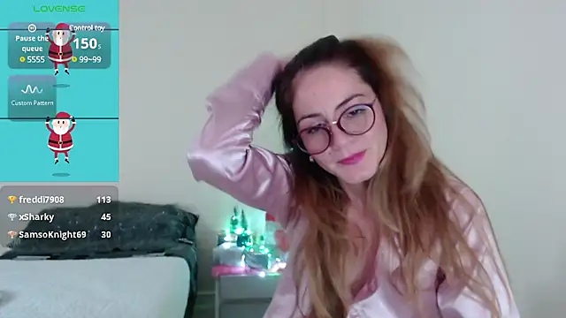 Snapshot of Hanny_24 chatting on 12.30.24 Hanny 24 online show from 12.30.24