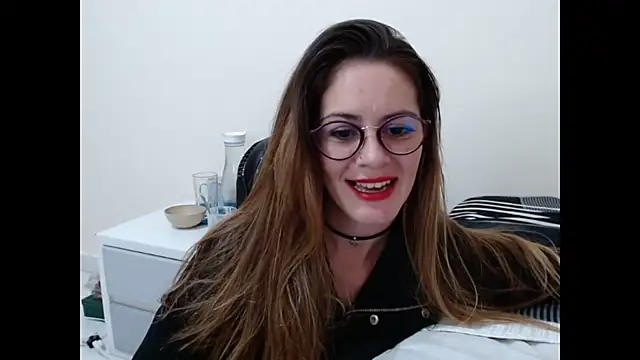 Snapshot of Hanny_24 chatting on 01.23.25 Hanny 24 online show from 01.23.25