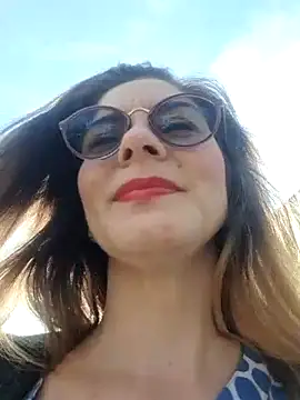 Snapshot of Hanny_24 chatting on 03.03.25 Hanny 24 online show from 03.03.25