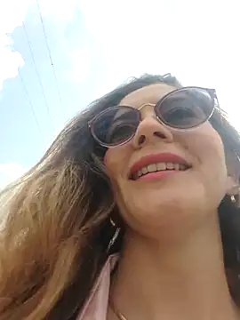 Snapshot of Hanny_24 chatting on 03.06.25 Hanny 24 online show from 03.06.25