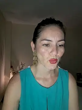 Snapshot of Hanny_24 chatting on 03.17.25 Hanny 24 online show from 03.17.25