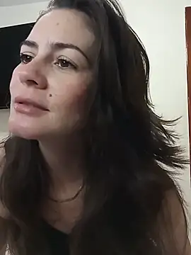 Snapshot of Hanny_24 chatting on 06.24.26 Hanny 24 online show from 06.24.26