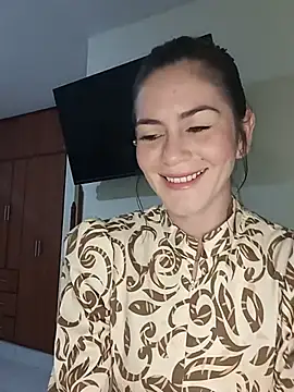 Snapshot of Hanny_24 chatting on 07.11.26 Hanny 24 online show from 07.11.26