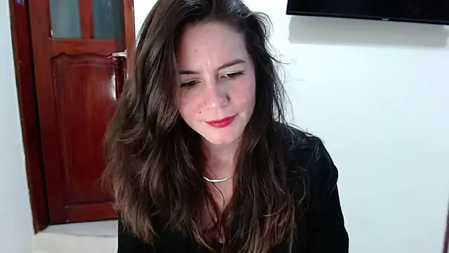 Snapshot of Hanny_24 chatting on 07.14.26 Hanny 24 online show from 07.14.26