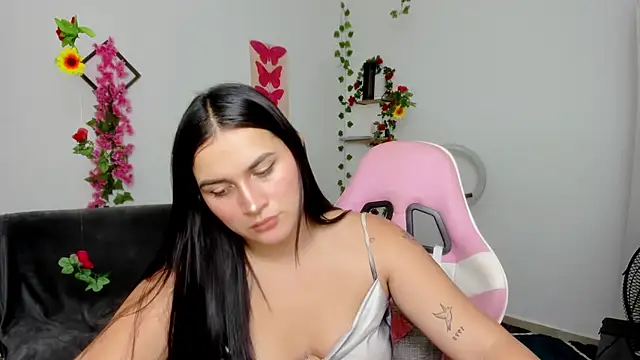 Emic  online show from 02.10.25