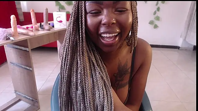  Zooee online show from 09.26.25