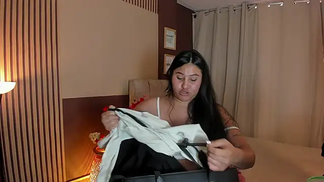 Little Ivy online show from 03.26.26