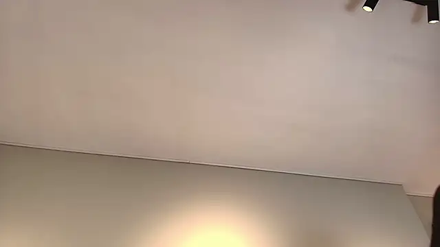 Isis Osman online show from 03.19.26