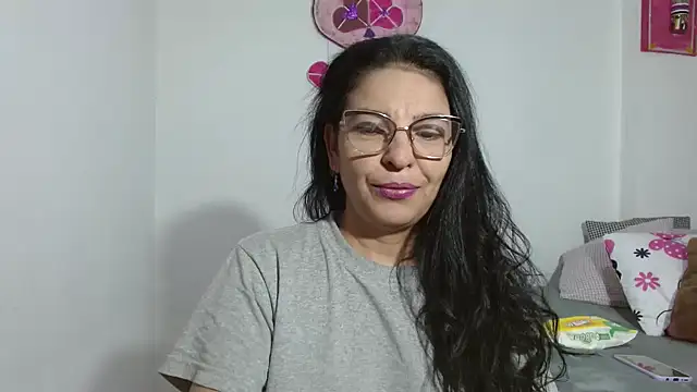 anybellucci43 online show from 02.11.26