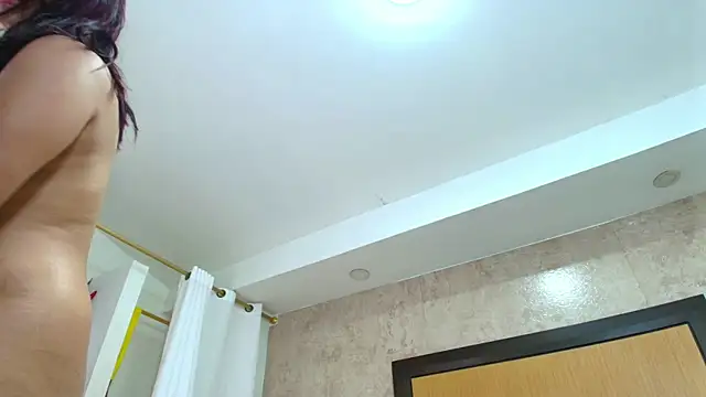 mialopez52 online show from 01.12.25