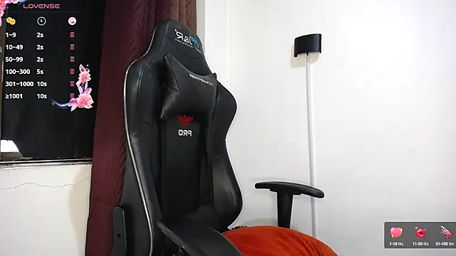 janna isa online show from 02.22.25