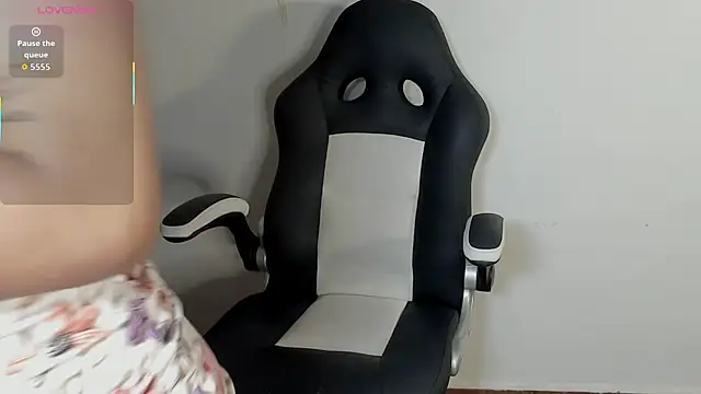 Wendy Marchall online show from 02.23.26