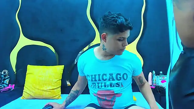 MelissaAndZeuss online show from 03.12.25