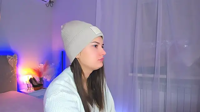 Snapshot of Laura_Leee chatting on 02.17.26 Laura Leee online show from 02.17.26