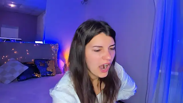 Laura Leee online show from 06.05.26