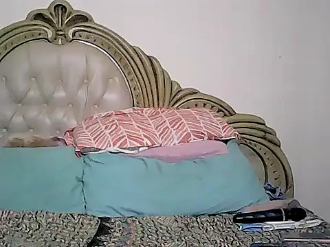 Bustyredx online show from 02.15.25