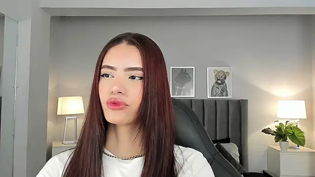 Snapshot of Madie__collins chatting on 03.07.25 Madie collins online show from 03.07.25