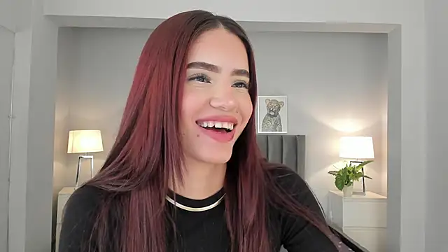 Snapshot of Madie__collins chatting on 03.18.25 Madie collins online show from 03.18.25