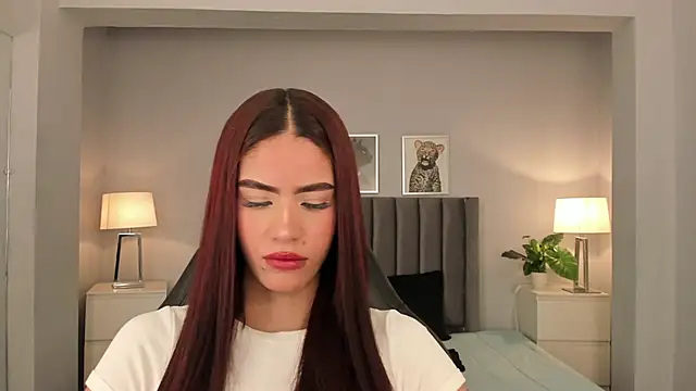 Snapshot of Madie__collins chatting on 03.22.25 Madie collins online show from 03.22.25