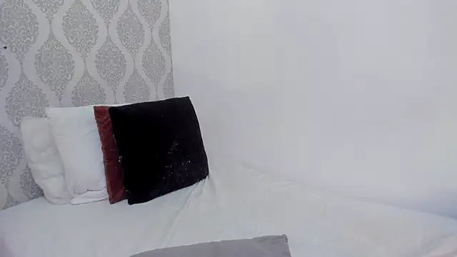 martina rivera  online show from 10.03.25