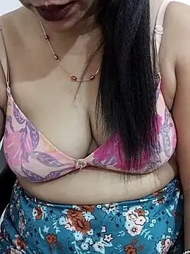Snapshot of Urmila_bhabhii chatting on 04.09.26 Urmila bhabhii online show from 04.09.26