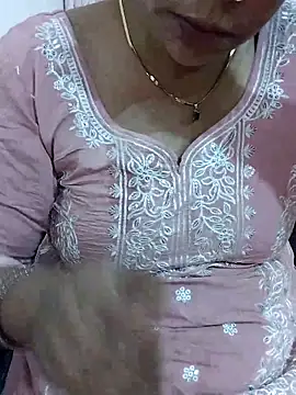Snapshot of Urmila_bhabhii chatting on 05.07.26 Urmila bhabhii online show from 05.07.26