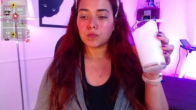 VictoriaMontero30000 online show from 03.12.25