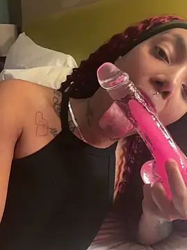 butterflybootyy online show from 12.20.24