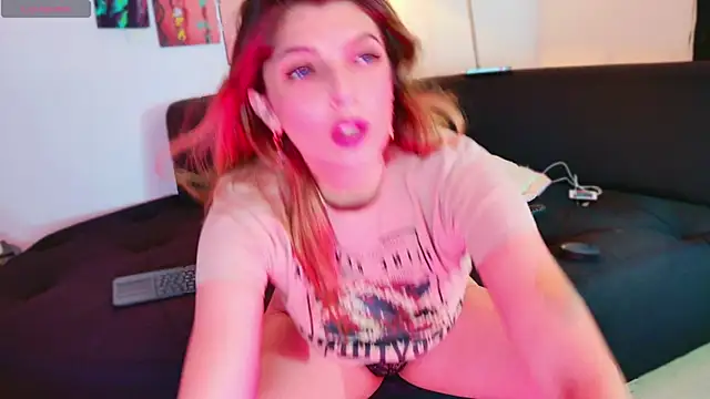 Snapshot of Lizzymontanaa chatting on 03.10.25 Lizzymontanaa online show from 03.10.25