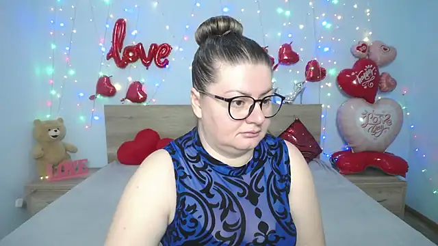 ZannaDreil online show from 03.05.25