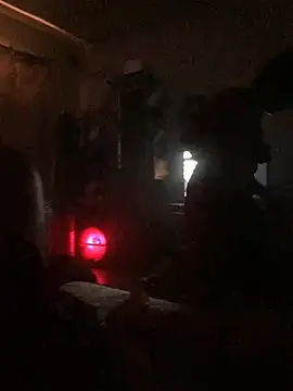 SINUECASTILLO online show from 03.05.25