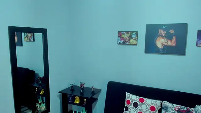 Snapshot of SamirHazard97 chatting on 01.30.25 SamirHazard97 online show from 01.30.25