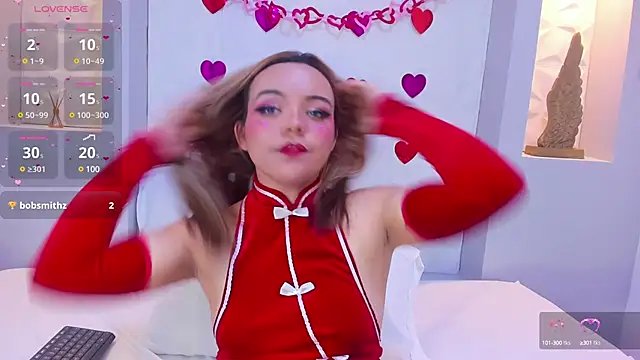 Snapshot of EmilyRouss_ chatting on 02.13.25 EmilyRouss online show from 02.13.25