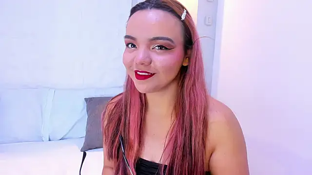 Snapshot of EmilyRouss_ chatting on 03.03.25 EmilyRouss online show from 03.03.25