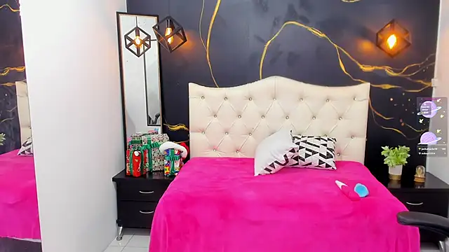 lizortiz online show from 12.07.24