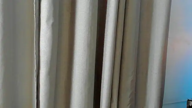 melody suarez online show from 01.04.25