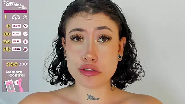 melody suarez online show from 02.21.25