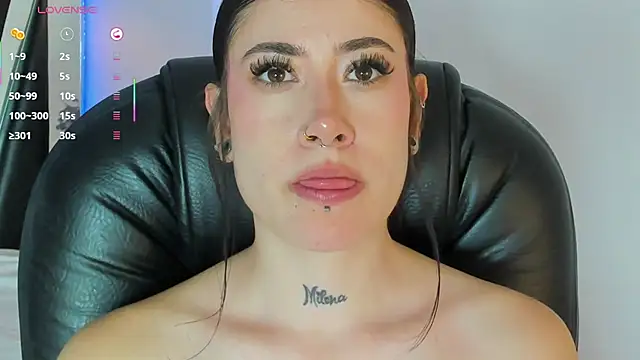 melody suarez online show from 03.12.25